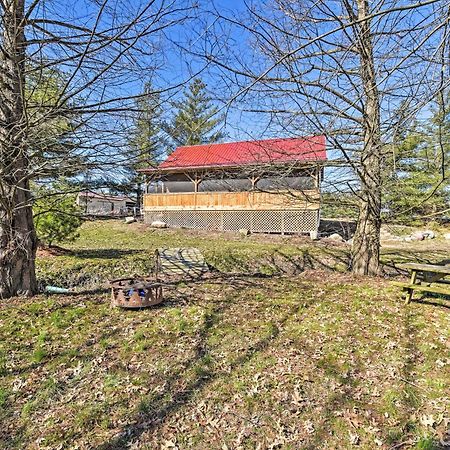 Honey House Cabin - A Quiet Countryside Retreat! Nappanee المظهر الخارجي الصورة