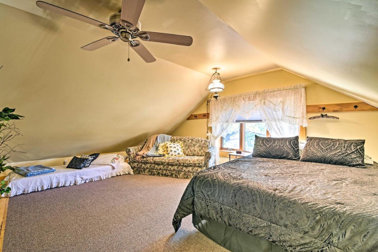 Honey House Cabin - A Quiet Countryside Retreat! Nappanee المظهر الخارجي الصورة