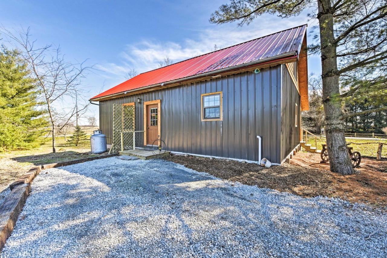 Honey House Cabin - A Quiet Countryside Retreat! Nappanee المظهر الخارجي الصورة